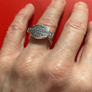 Harley-Davidson Sterling Silver (925) Bar&Shield Ring. 
Very Comfortable.